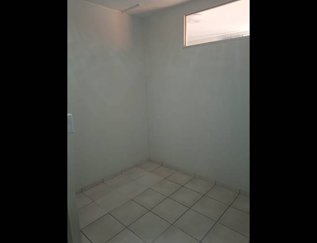 3 BEDROOM APARTMENT FOR SALE IN SUNNYSIDE
